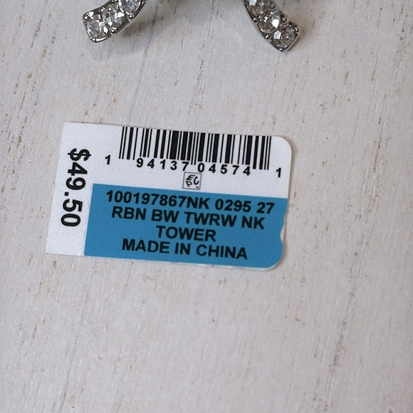 NWT Silver-Tone Pavé Bow & Imitation Pearl Layered Necklace - Picture 6 of 6